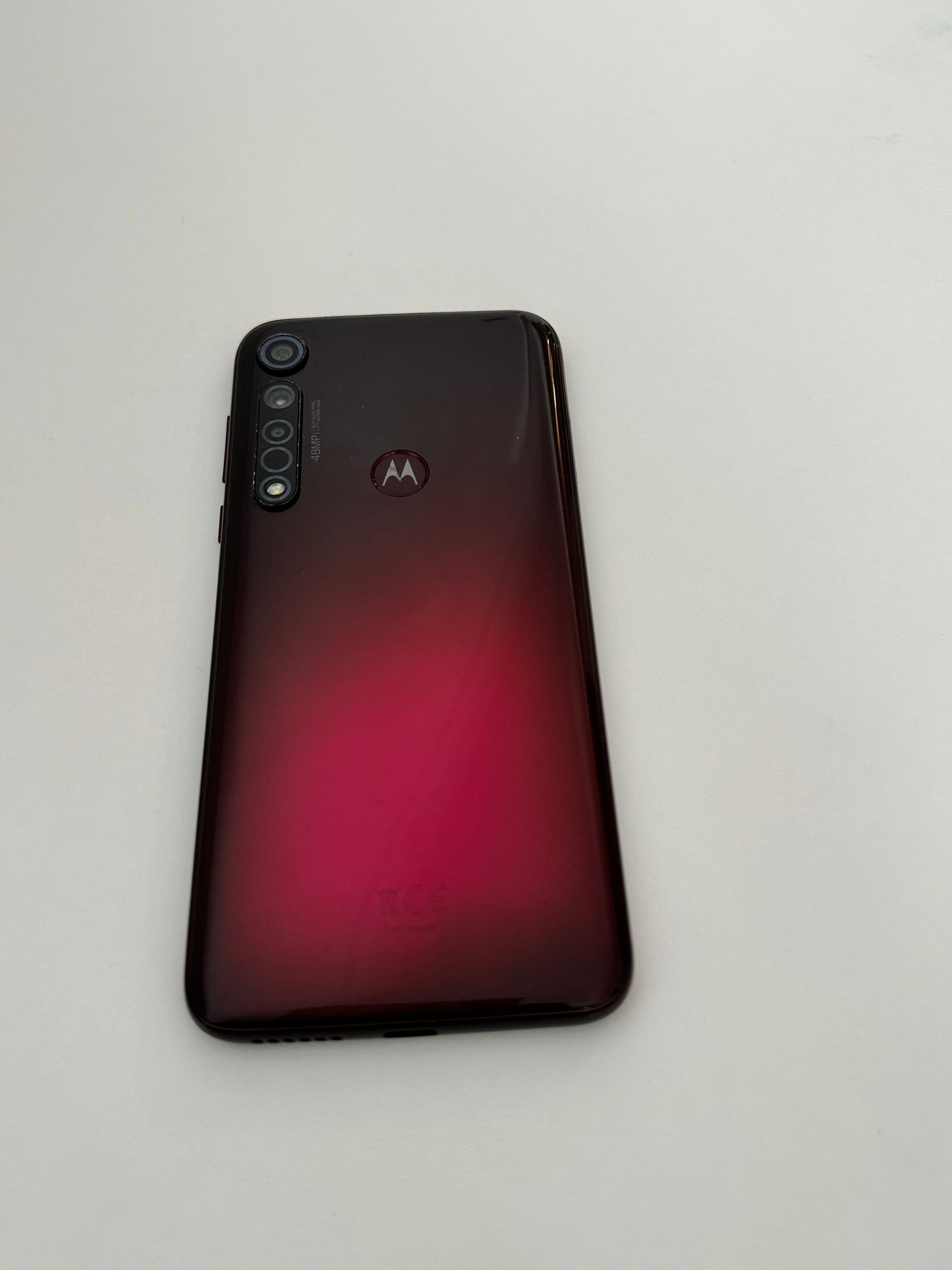 Red Moto G8 Plus Dual Sim Slot (64 GB)